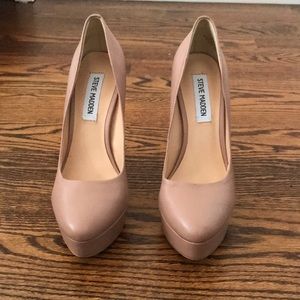 Steve Madden platform leather blush heels. Size 6.5.